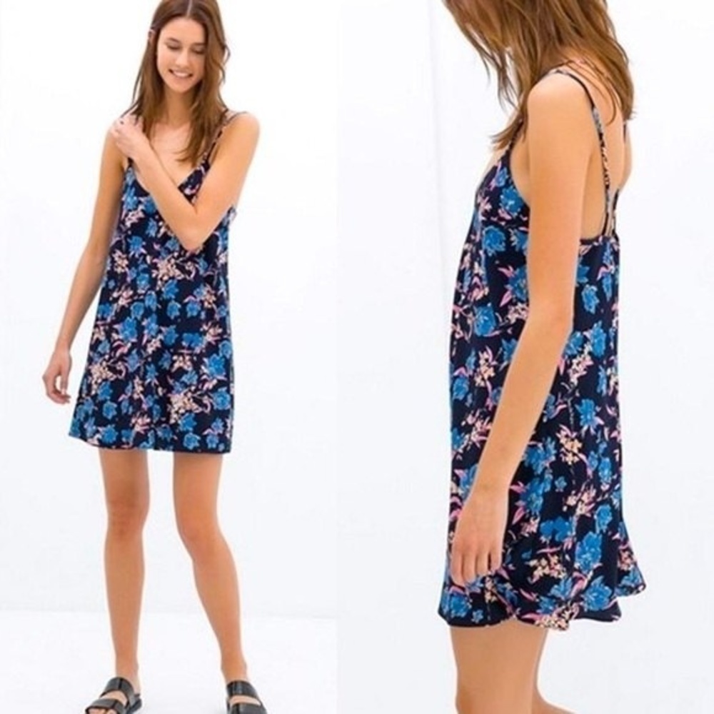 Zara Trafaluc Blue Floral Strappy Cross Back A-Line Shift Mini Dress Size Small